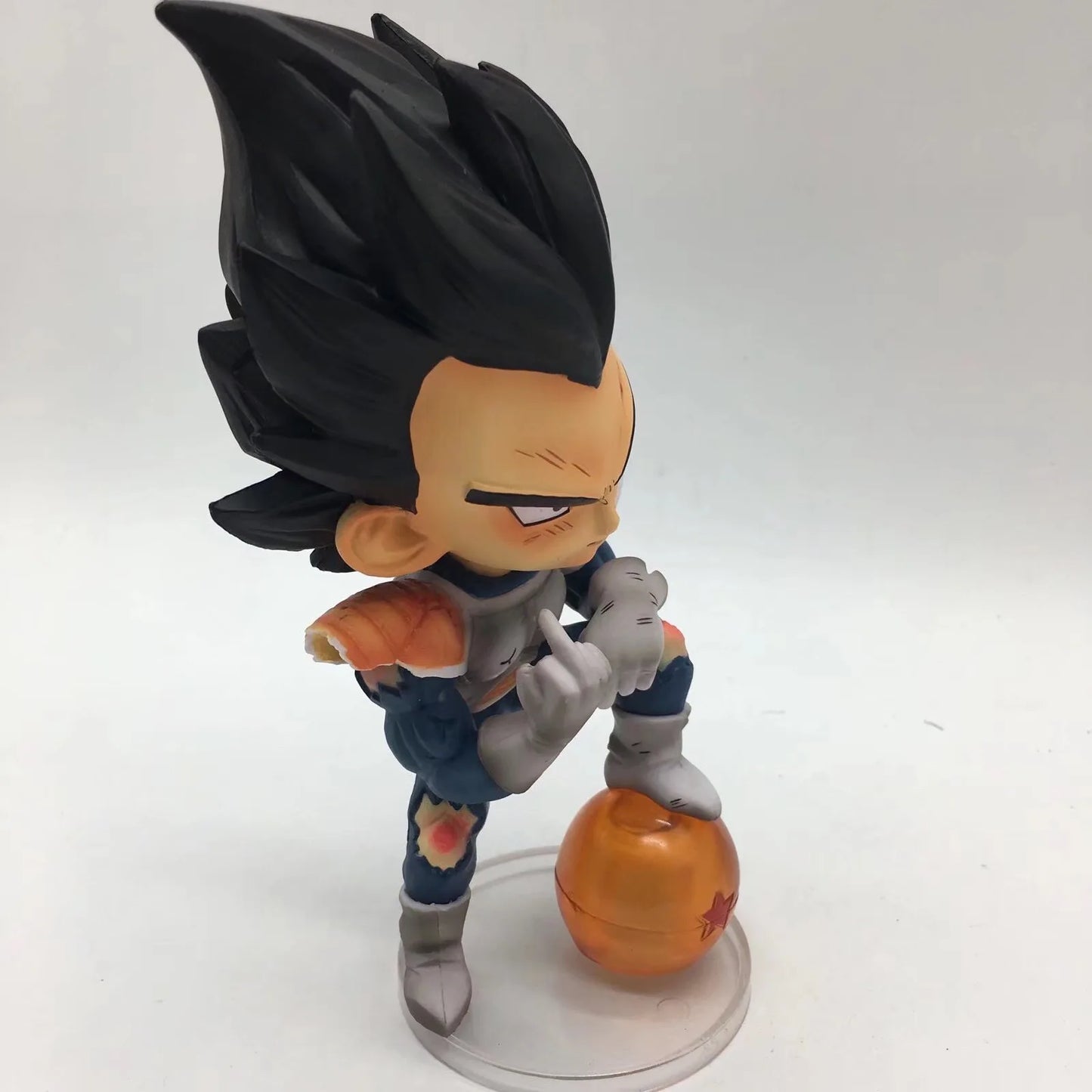 Dragon Ball Z Vegeta Super Saiyan Middle Finger Figure Collectible Model