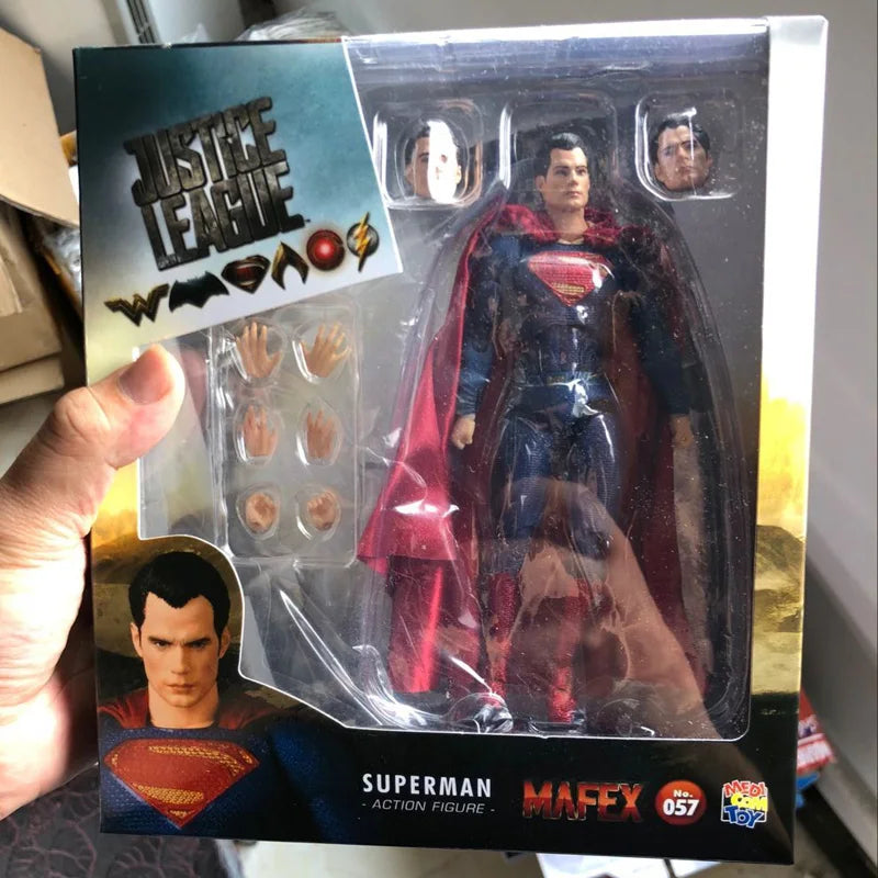 16cm DC Superman MAFEX 057 Justice League Super Man Action Figure Collection Model BJD Gift Toys-EXPROTAS