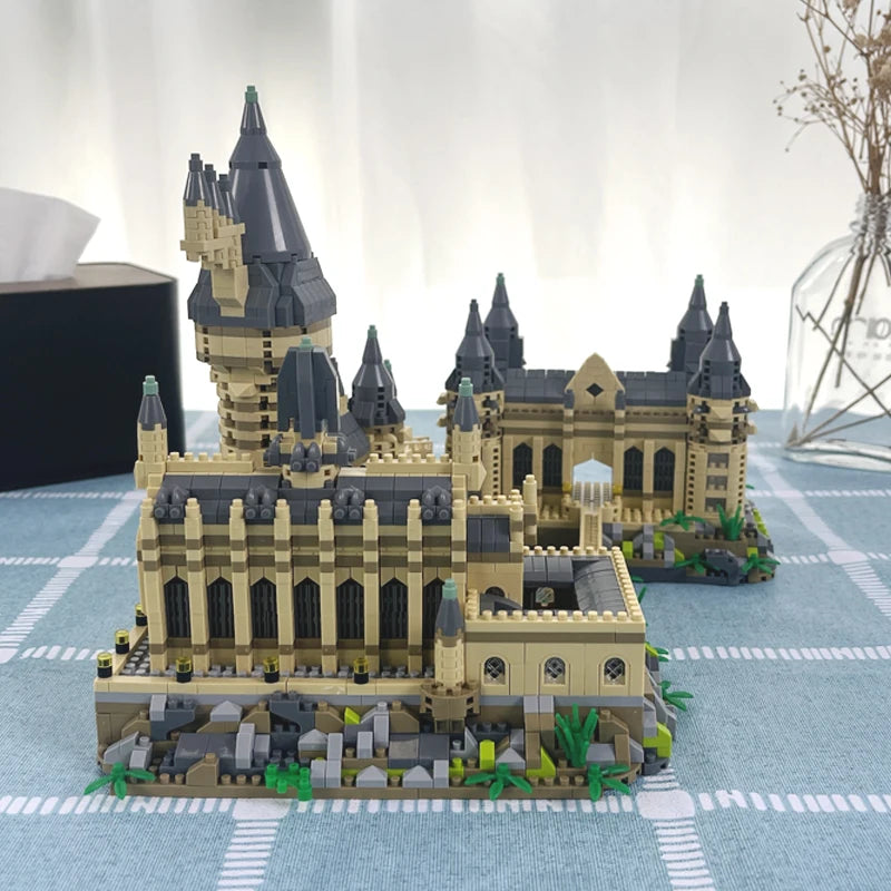 Micro Building Blocks Hogwarts School Harry Potter Castle Bricks Toys for Boys Girls Kids Adult Christmas Gifts DIY Toy 3000+Pcs-EXPROTAS