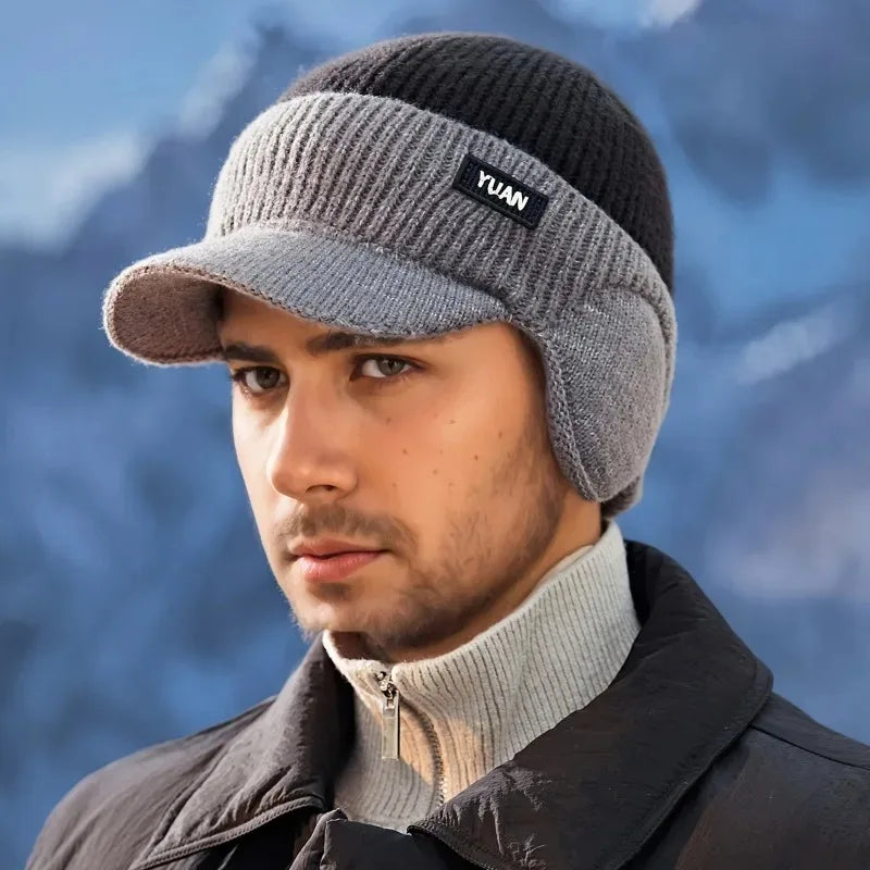 Ear Protection Dual-Tone Knit Baseball Cap for Outdoor Activities
