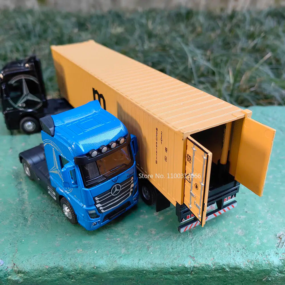 1:50 Diecast Truck Toy Container Model with Sound & Light for Boys
