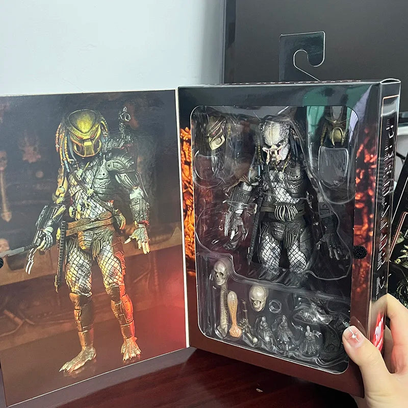 NECA Ultimate Elder Predator Lost Hunter Shaman Action Figure Movable Model Toy