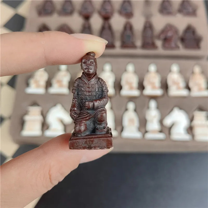 Terra Cotta Warriors Antique Small Chess Pieces Chess Leather Chess Board 27cm (10.63in) Handmade Characters Parent Child Games-EXPROTAS