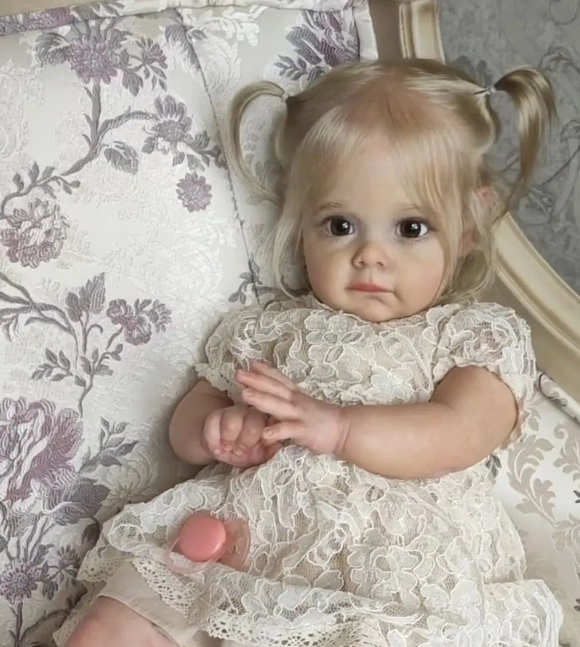 60CM Maggie Handmade High Quality Soft Vinyl Silicone Reborn Toddler Detailed Lifelike Hand-rooted hair Collectible Art Doll-EXPROTAS