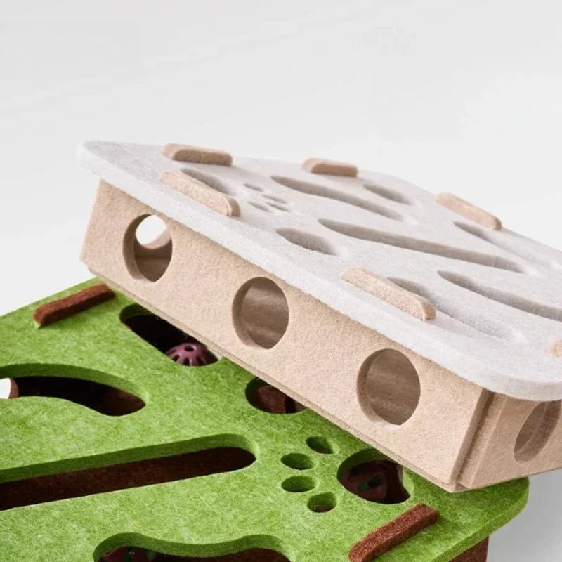 Interactive Maze Box Toy for Cats - Indoor Puzzle Game for Mental Stimulation