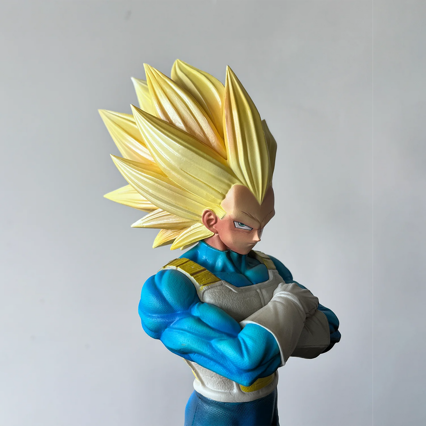 Dragon Ball Z Super Saiyan 3 Vegeta Figure GK PVC Action Statue Collectible Gift