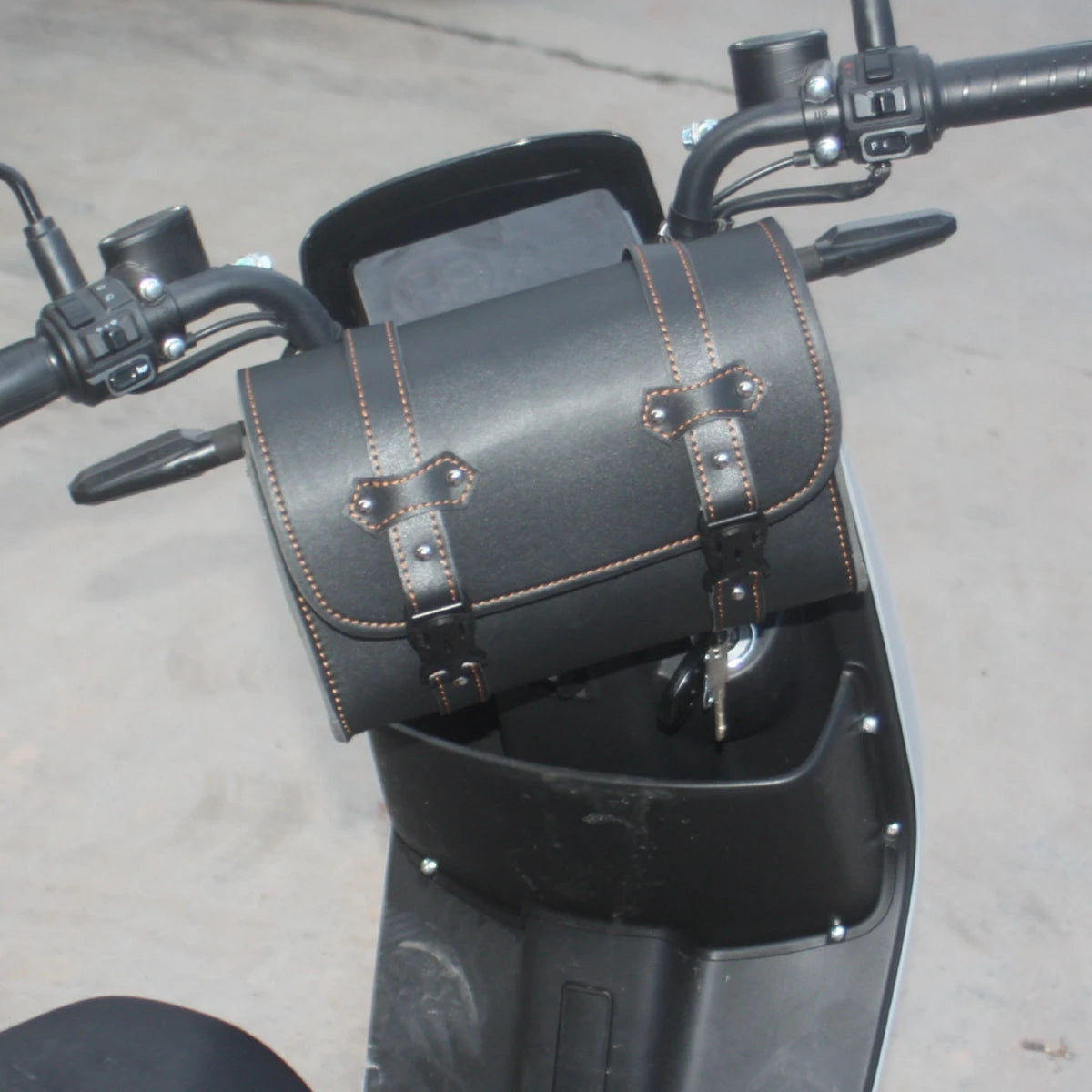 PU Leather Motorcycle Fork Tool Bag for Harley Sportster XL883/XL1200 Chopper Bobber