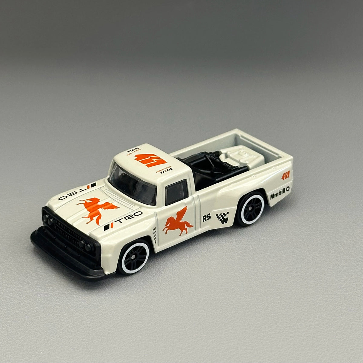 1:64 Scale Body Mini Car Pickup Truck Alloy Model for Kids Collectible