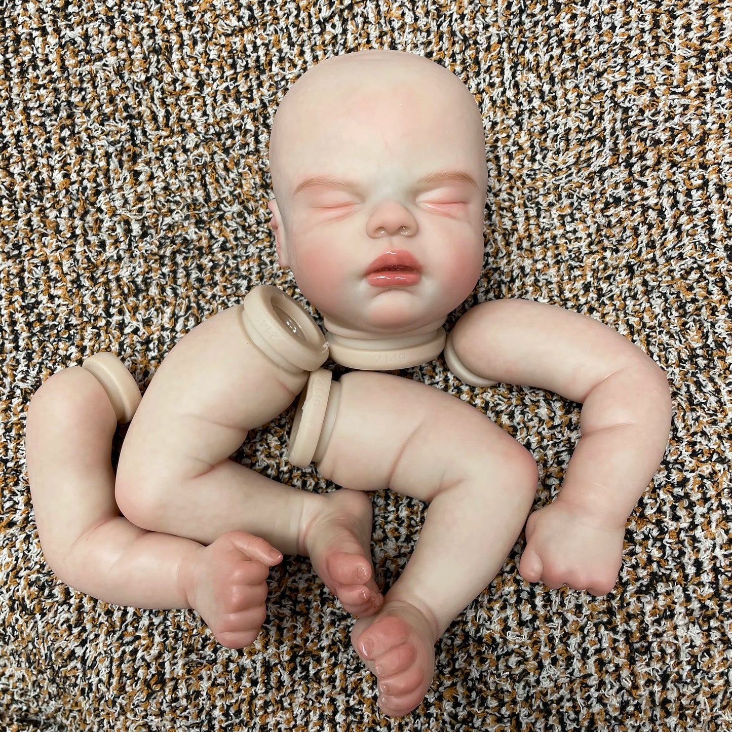 18-20 Inch Painted Reborn Baby Doll Kit Soft Touch Unassembled Lifelike Bebe