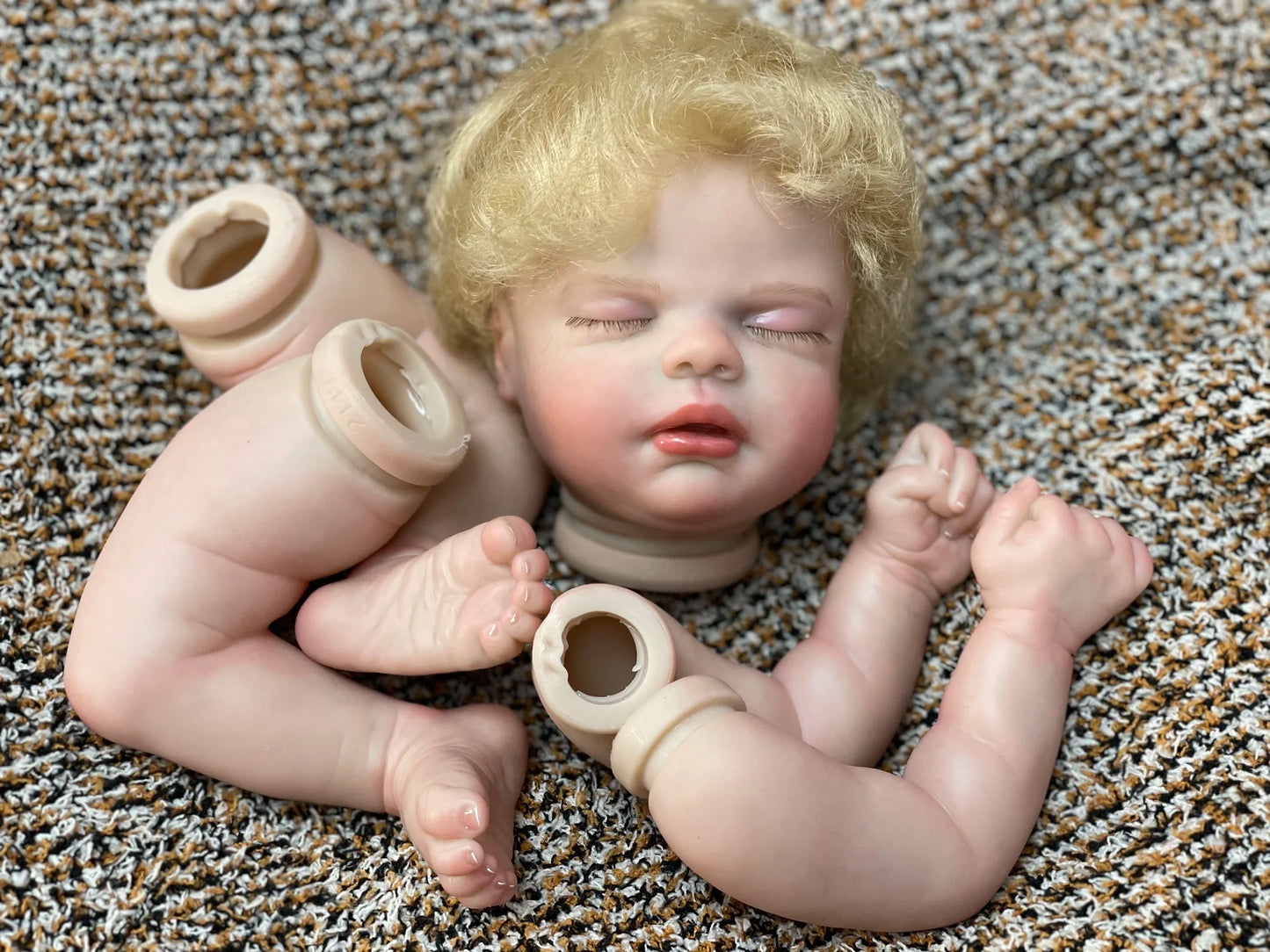 18-20 Inch Painted Reborn Baby Doll Kit Soft Touch Unassembled Lifelike Bebe