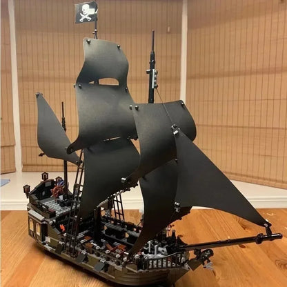 Pirates Black Pearl Ship Building Blocks 1:1 Caribbean Adventure Boat Model Toy Gift
