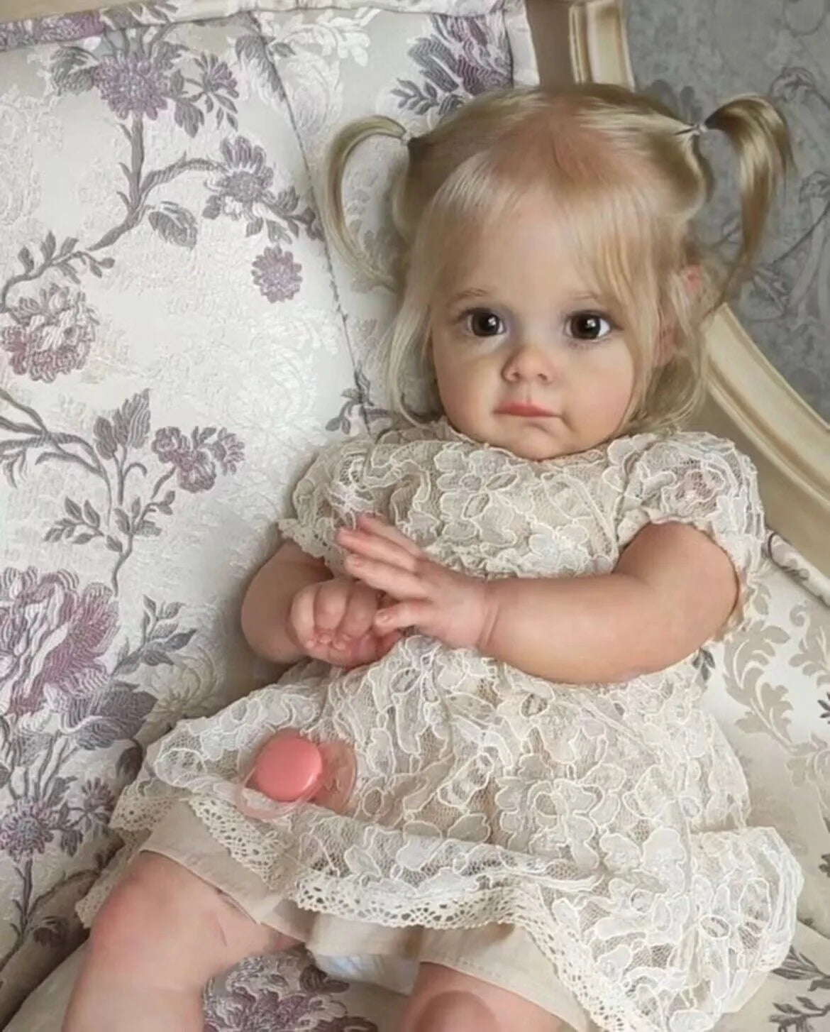 60CM Maggie Handmade High Quality Soft Vinyl Silicone Reborn Toddler Detailed Lifelike Hand-rooted hair Collectible Art Doll-EXPROTAS