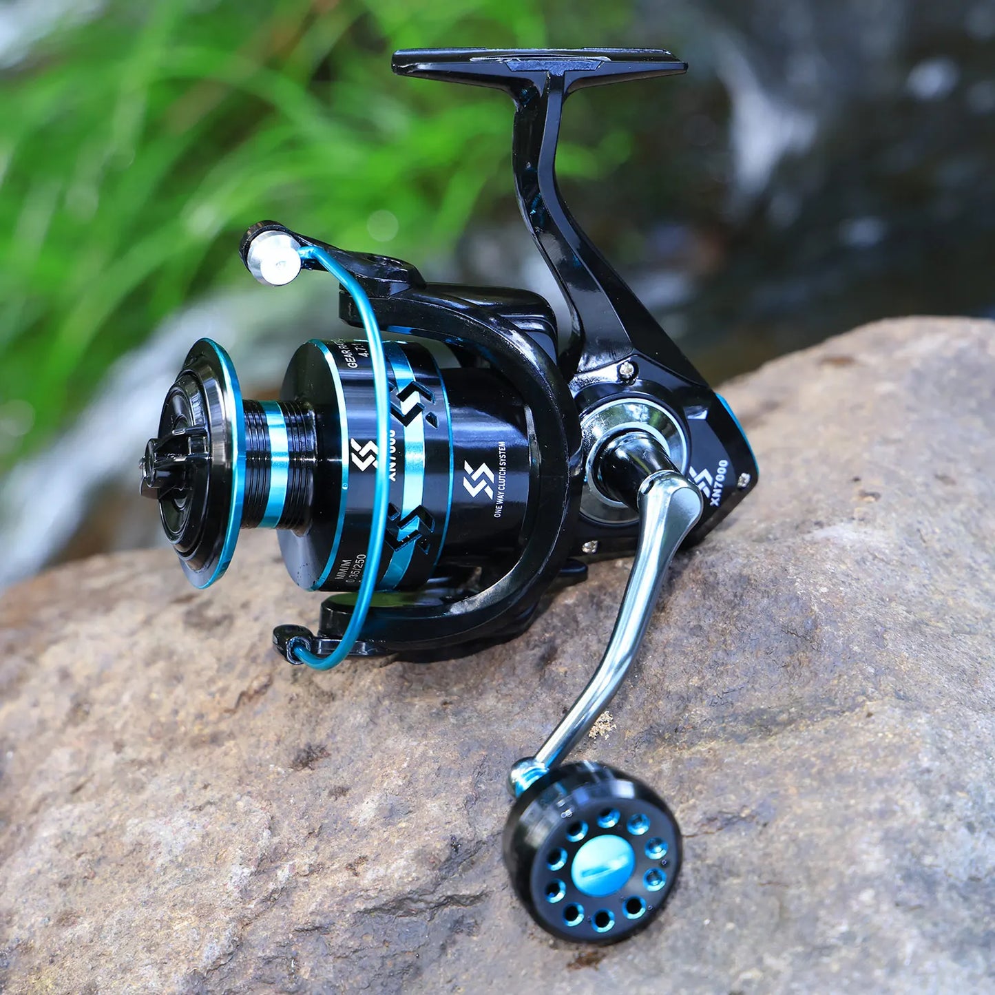 Spinning Fishing Reel Sougayilang 2000-7000 12+1BB 16kg Drag with Line