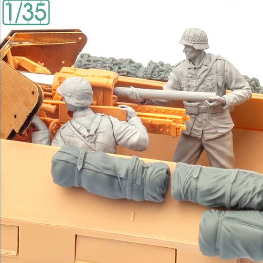 1/35 Resin Model Figure Soldier Combat Loaded Military Shells Figures