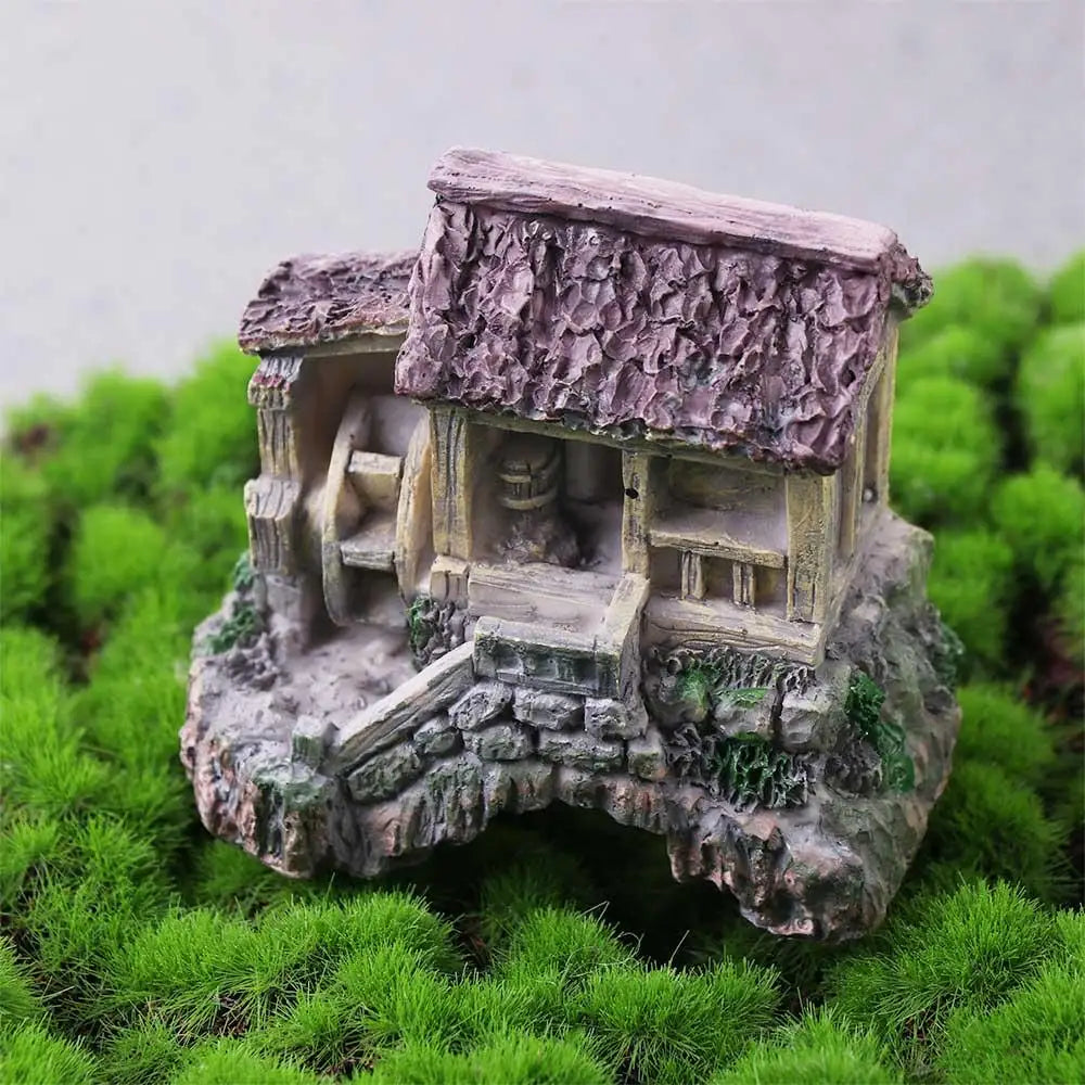 1PCS Mini House Model Resin Ornament for Garden Landscaping Decor