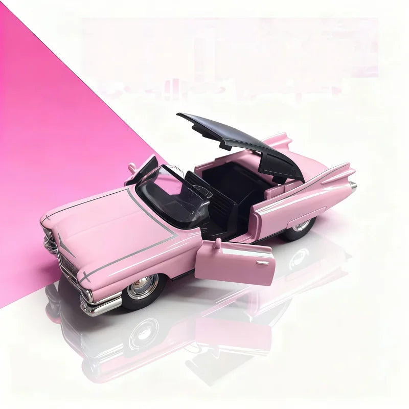 Back Vintage Car 1:36 Scale Alloy Sedan Model for Hobby Collection