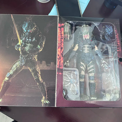 NECA Ultimate Elder Predator Lost Hunter Shaman Action Figure Movable Model Toy