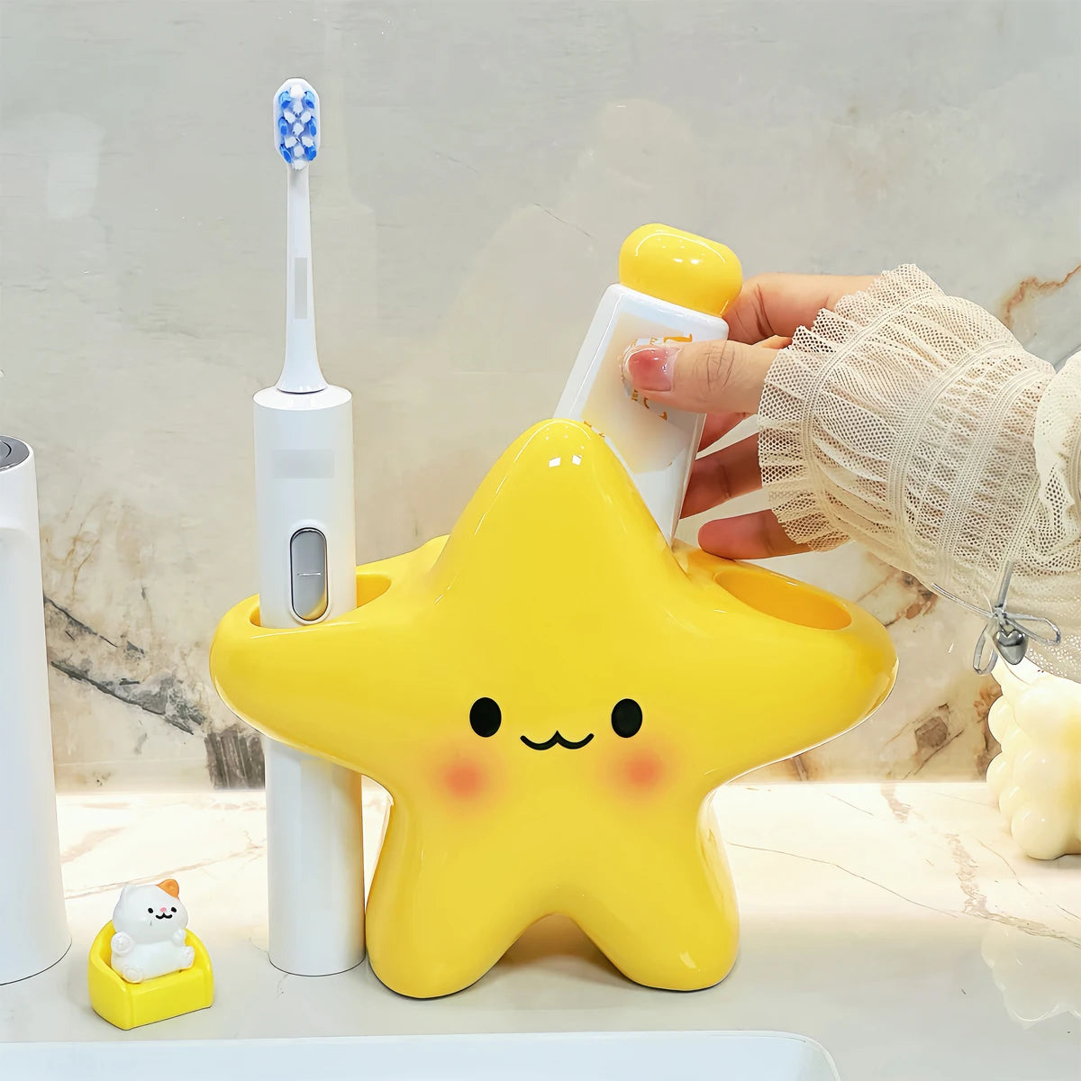 Cute Star-shaped Toothbrush Holder Freestanding Bathroom Organizer Storage