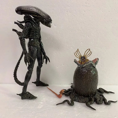 NECA Alien Big Chap Figure 40th Anniversary Predator Egg Facehugger Model Toy