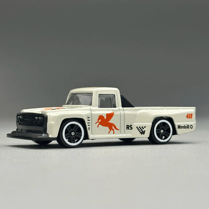 1:64 Scale Body Mini Car Pickup Truck Alloy Model for Kids Collectible