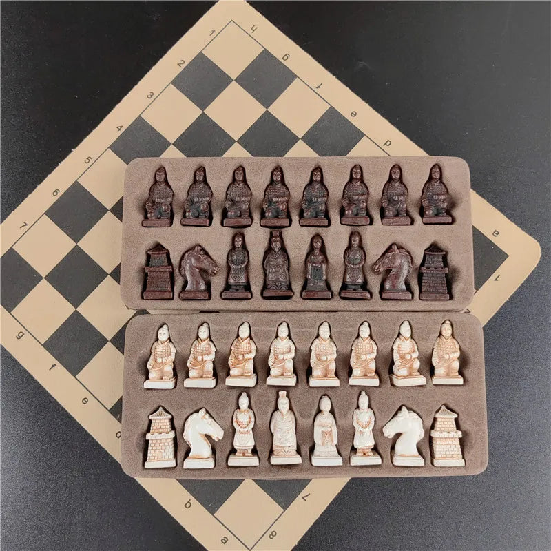 Terra Cotta Warriors Antique Small Chess Pieces Chess Leather Chess Board 27cm (10.63in) Handmade Characters Parent Child Games-EXPROTAS